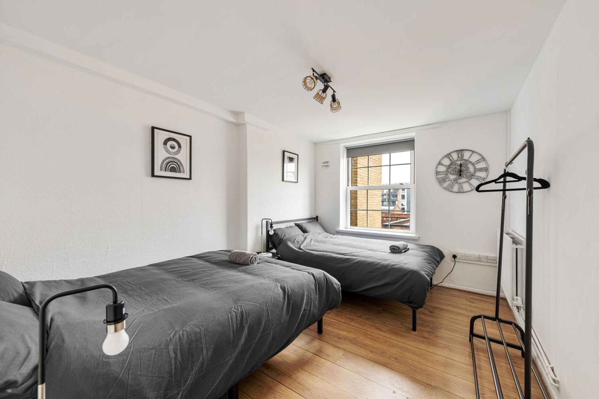 Sleek Shoreditch Hideout - 2 Bed Gem With Balcony In Central London Exteriör bild
