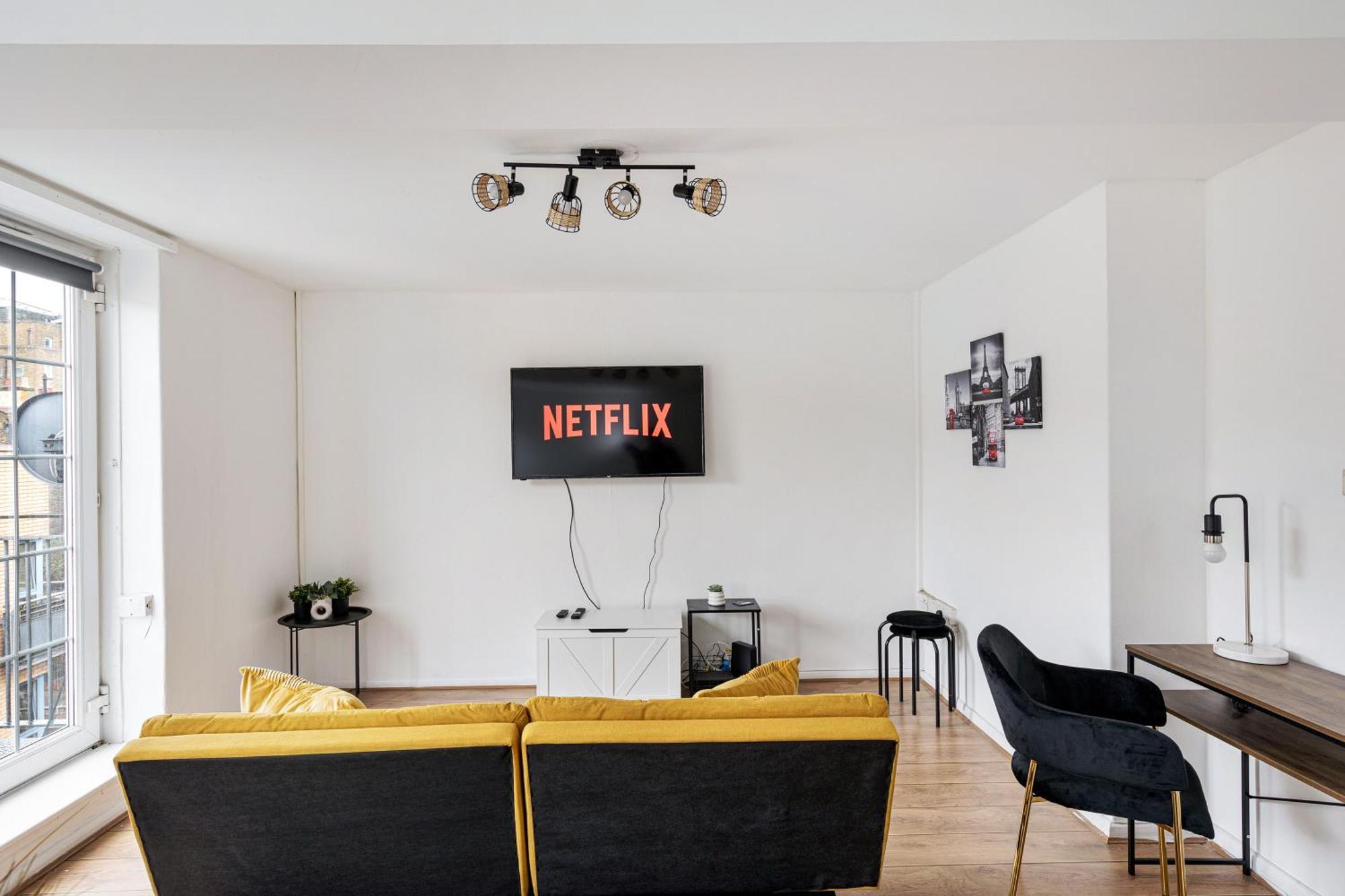 Sleek Shoreditch Hideout - 2 Bed Gem With Balcony In Central London Exteriör bild
