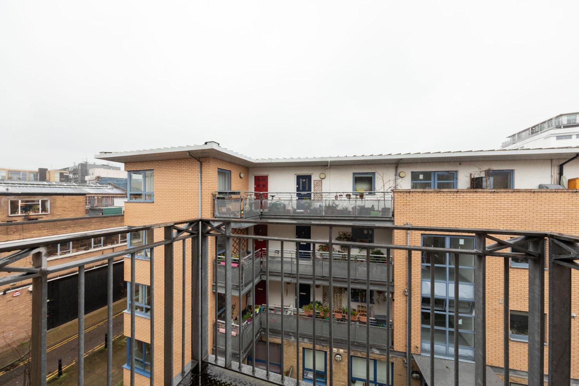 Sleek Shoreditch Hideout - 2 Bed Gem With Balcony In Central London Exteriör bild
